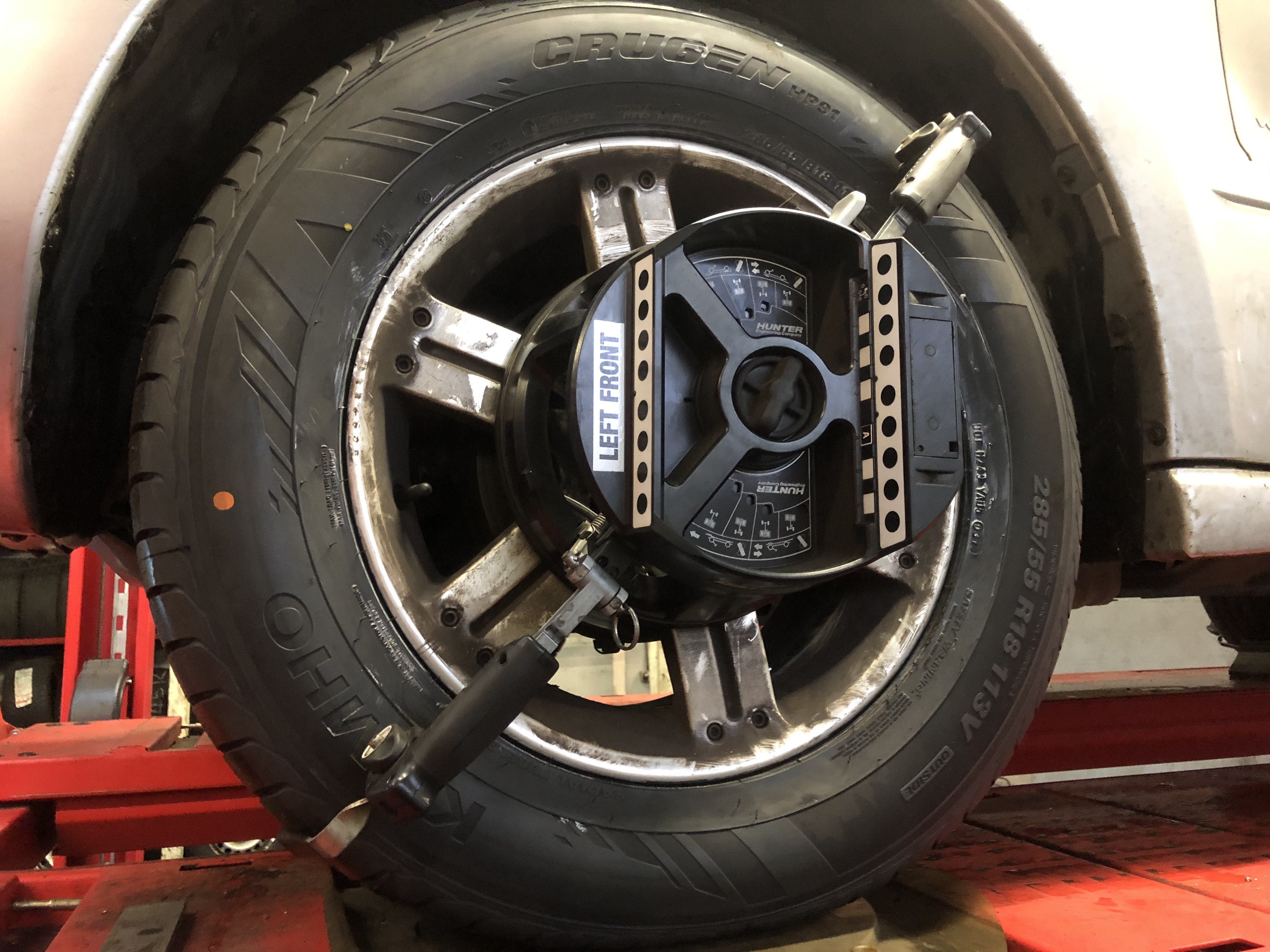 Hunter Wheel Alignment at Flintstone Tyres